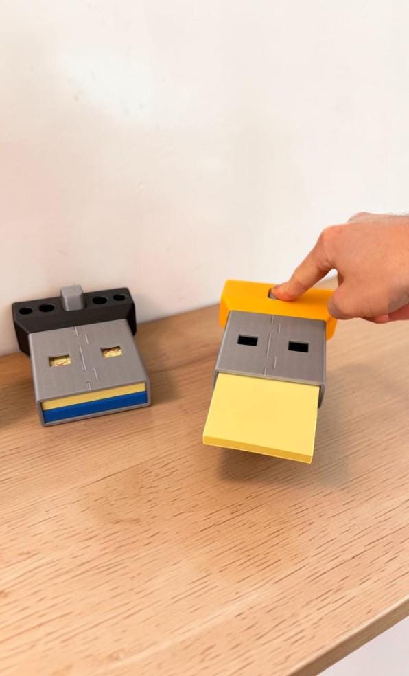 3D Printed USB Sticky Note Holder | Giant Desk Organizer, Tech Decor (Frost White)